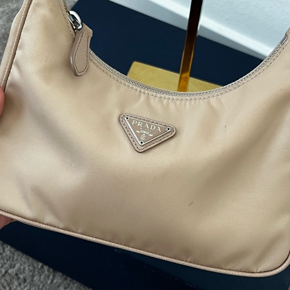 Prada Tessuto Re-Edition 2000 Mini Hobo - Picture 7 of 11